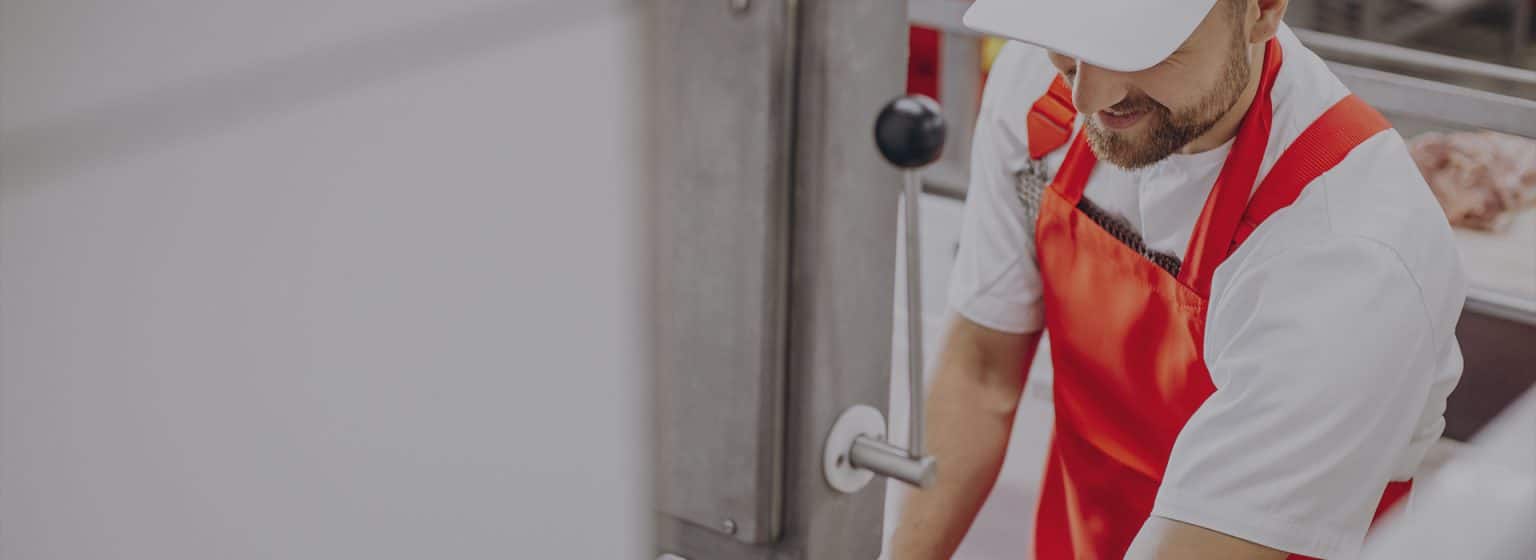 Man in the meat industry - Time tracking for the meat industry